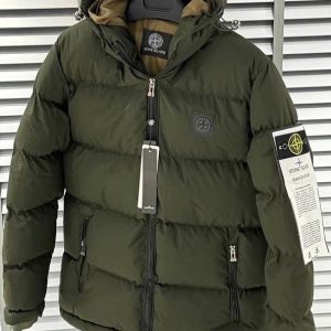 Alternative view of Piumino Invernale con Cappuccio