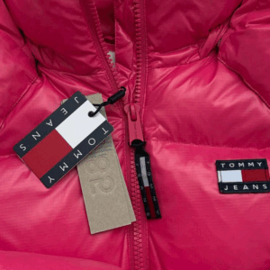 Alternative view of Piumino Corto Fucsia Accesso Tommy Jeans con Cappuccio